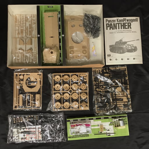 ACADEMY MINICRAFT 1/25 PANZER KAMPFWAGEN V 1329 プラモデル 未組立品 ホビー おもちゃ
